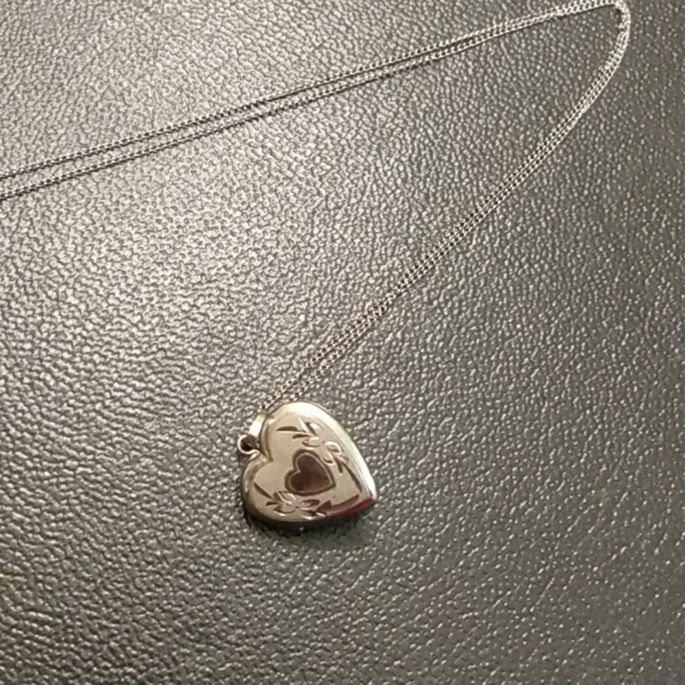 Heart locket necklace